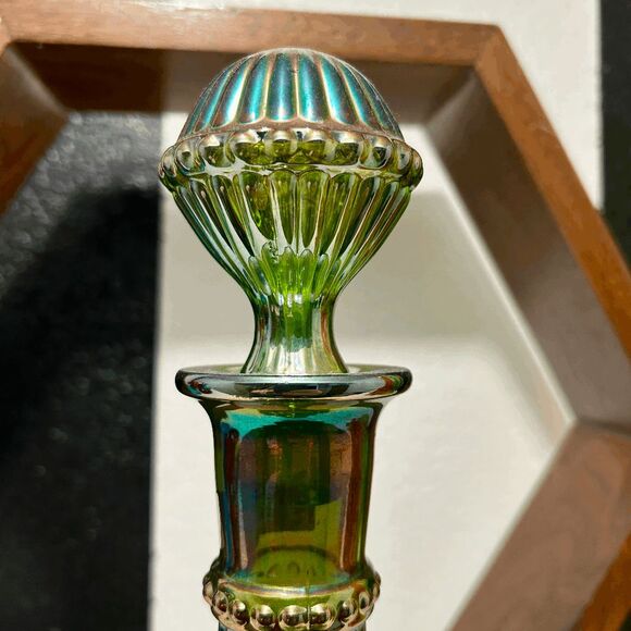 Vintage Helios Green Electric Imperial Grape Carnival Glass Decanter - Picture 3 of 4